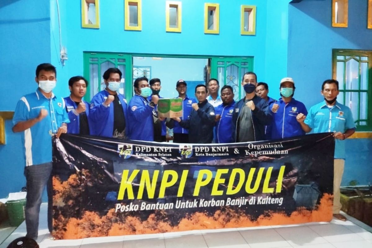 KNPI Banjarmasin salurkan bantuan untuk korban banjir di Kalteng