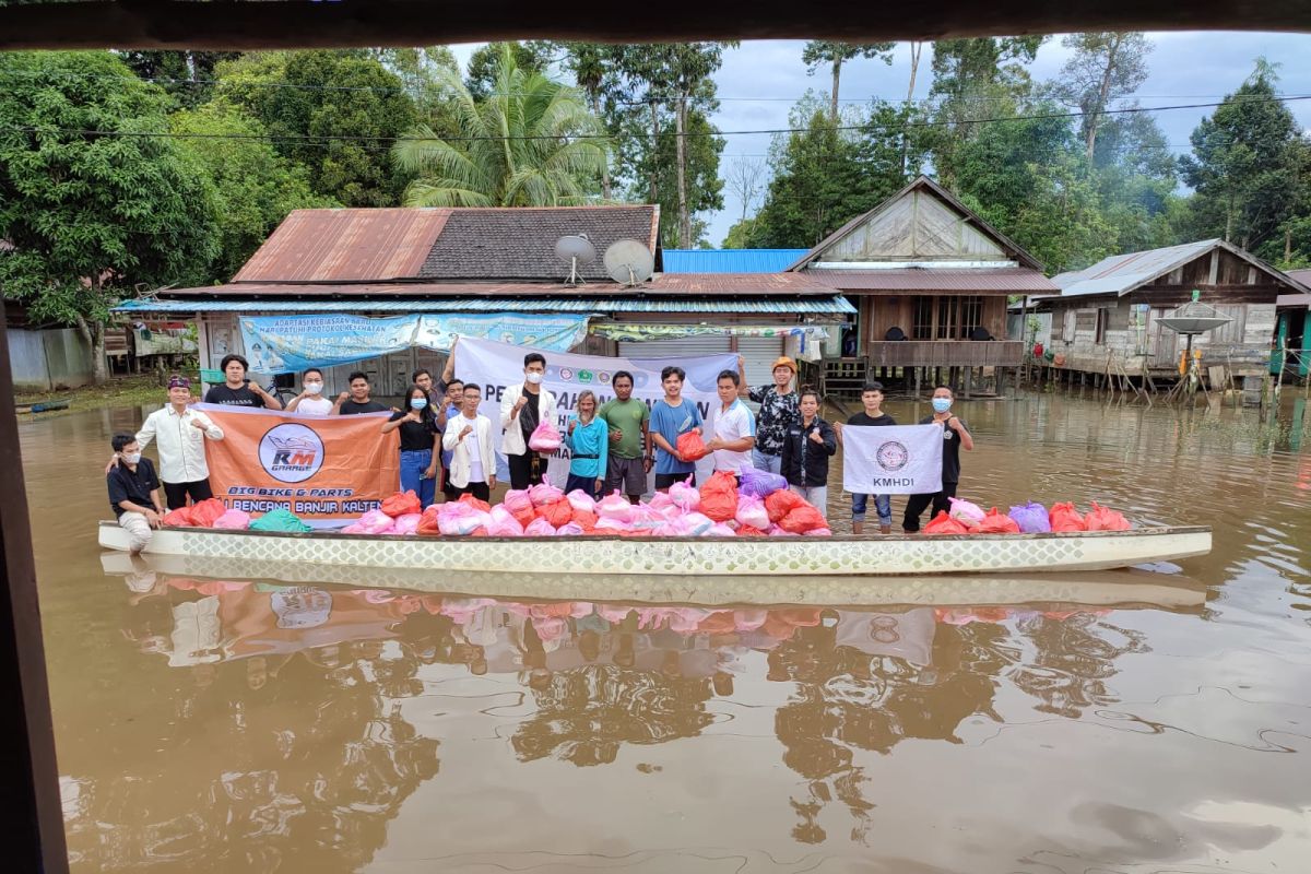 KMHDI Kalsel bantu korban banjir Kalimantan Tengah