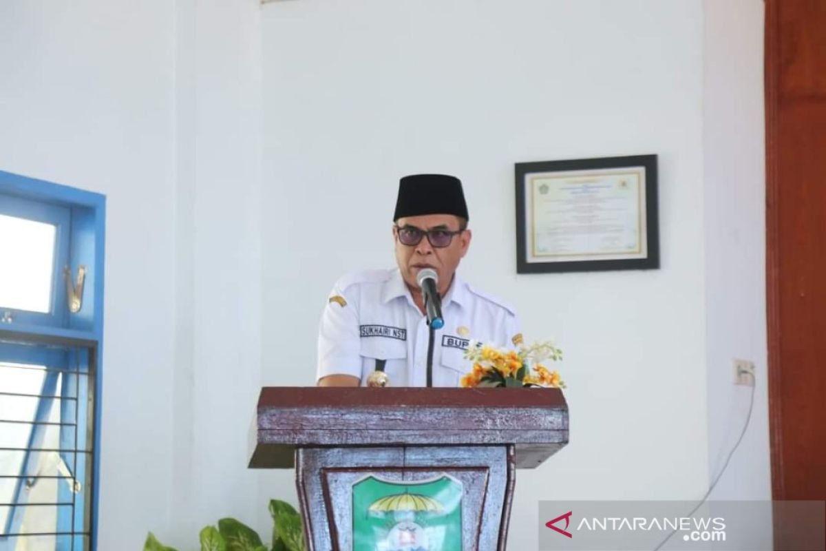 Bupati Madina minta masyarakat sukseskan vaksinasi COVID-19