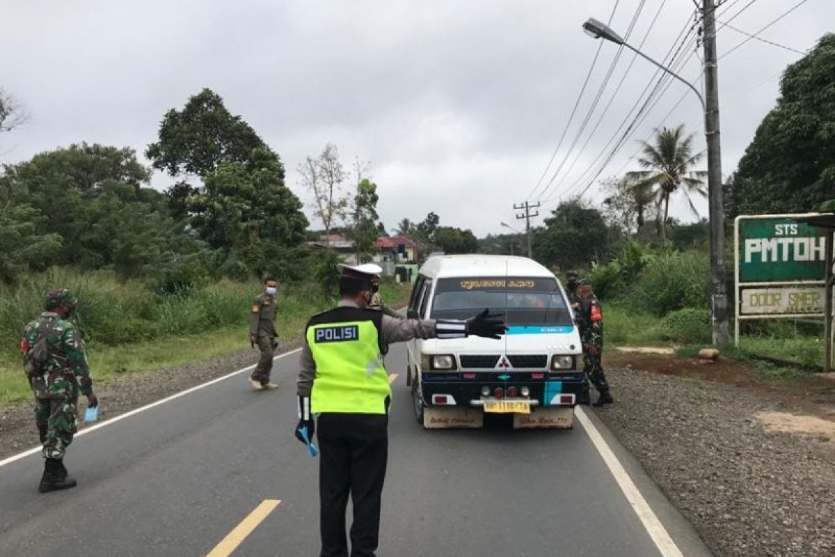 Polres Tapsel terus tegakkan disiplin prokes