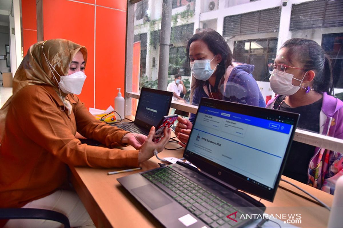 PPDB daring di Surabaya tutup celah oknum jual beli bangku sekolah