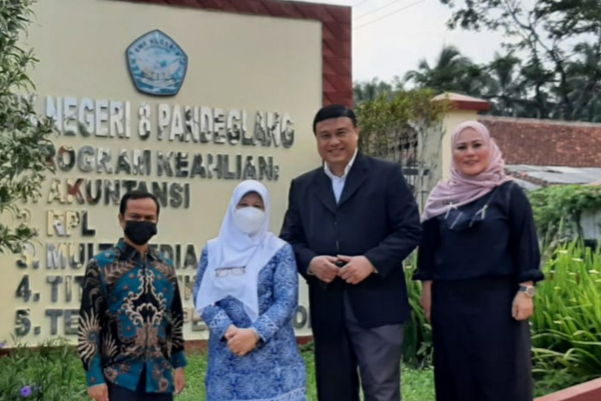 Meski di kaki gunung, SMKN 8 Pandeglang raih penghargaan nasional