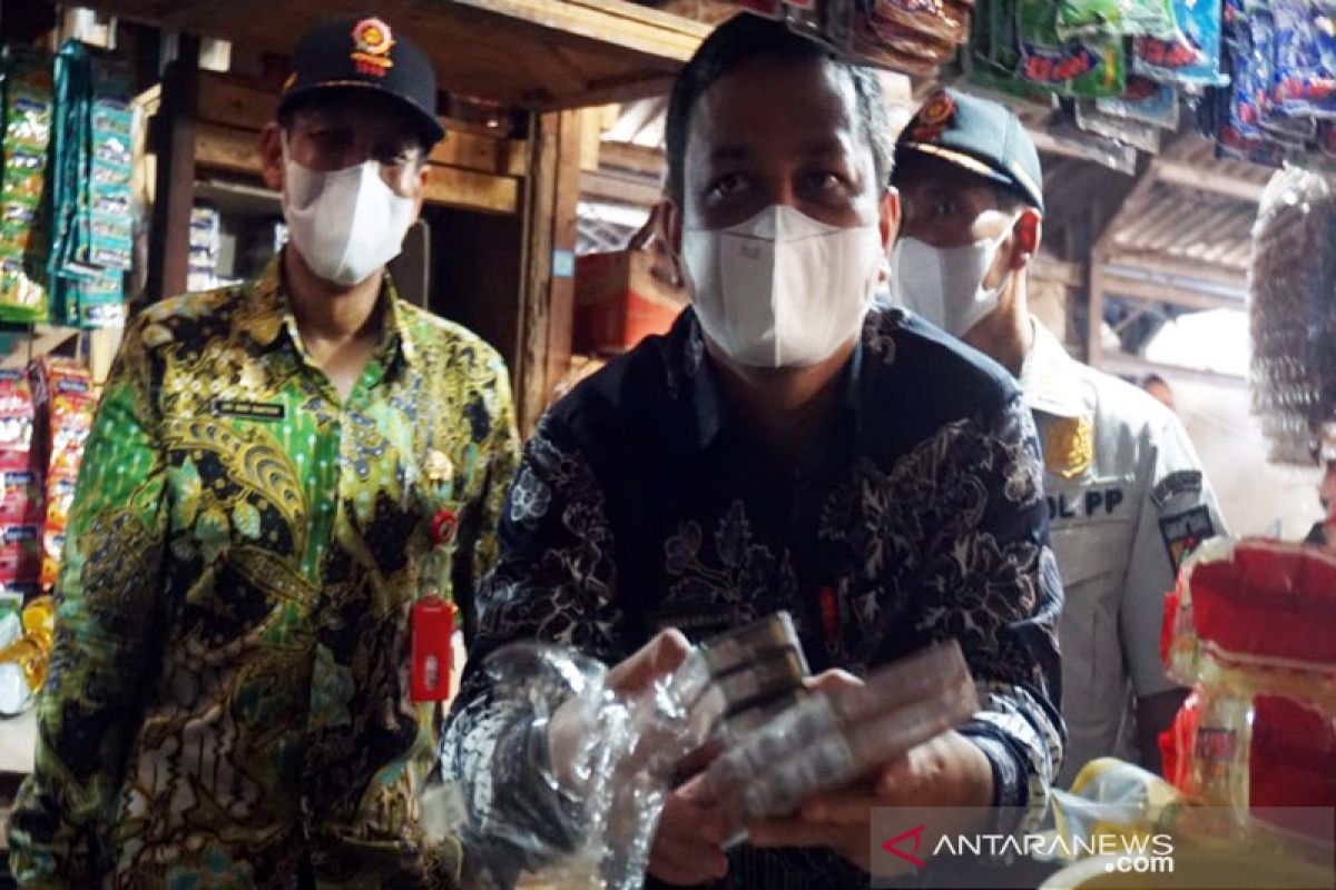 Pemkot Pekalongan gencarkan kampanye hentikan berjualan rokok ilegal