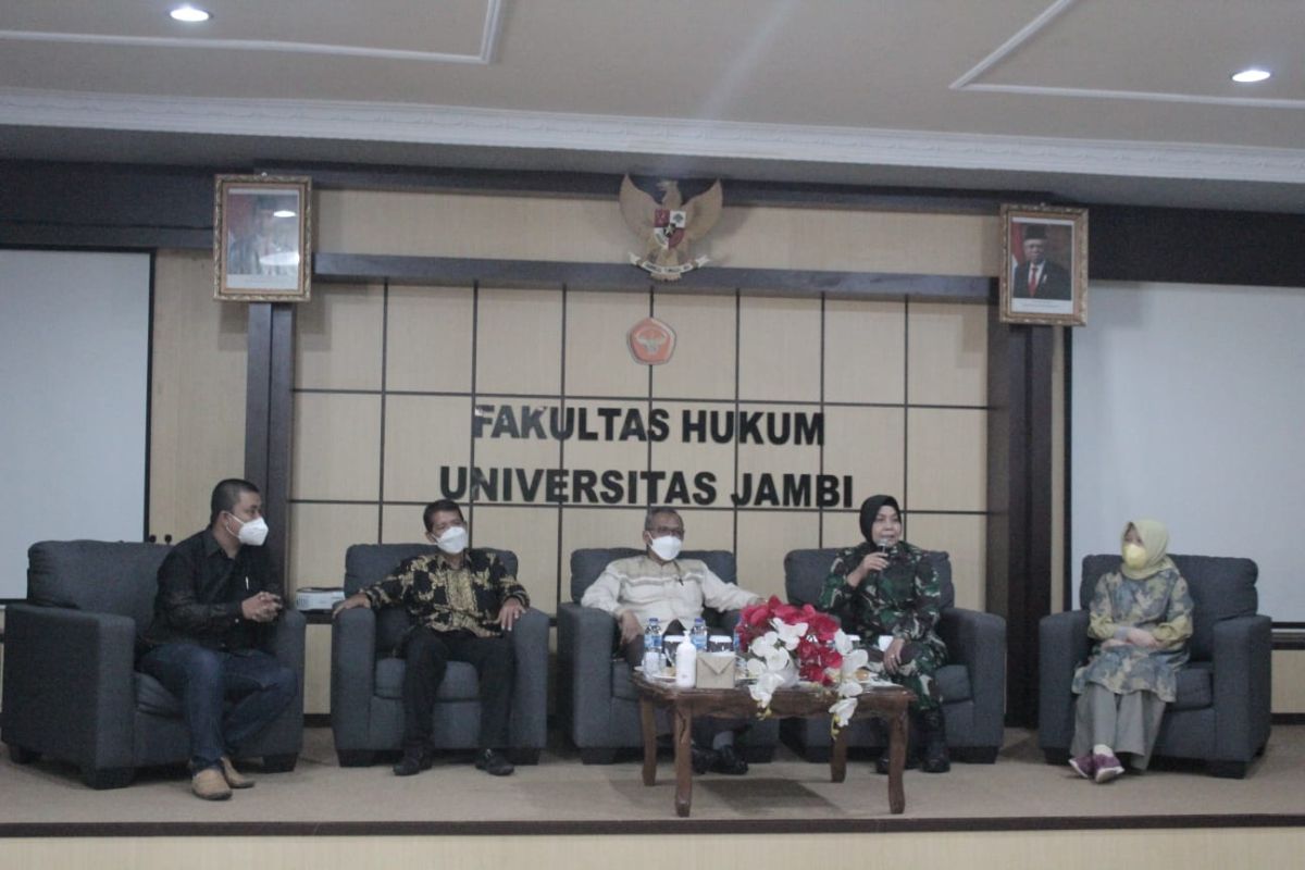 Fakultas hukum Unja gelar dialog  kebangsaan dan bela negara