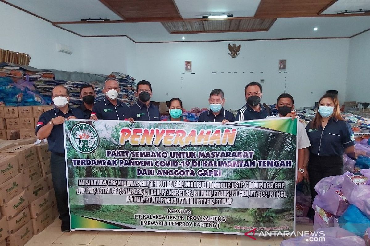 Gapki Kalteng serahkan bantuan bernilai miliaran rupiah