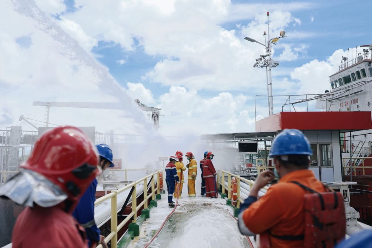 Pertamina simulasi operasi keadaan darurat level 0 di area Dermaga FT Pangkal Balam