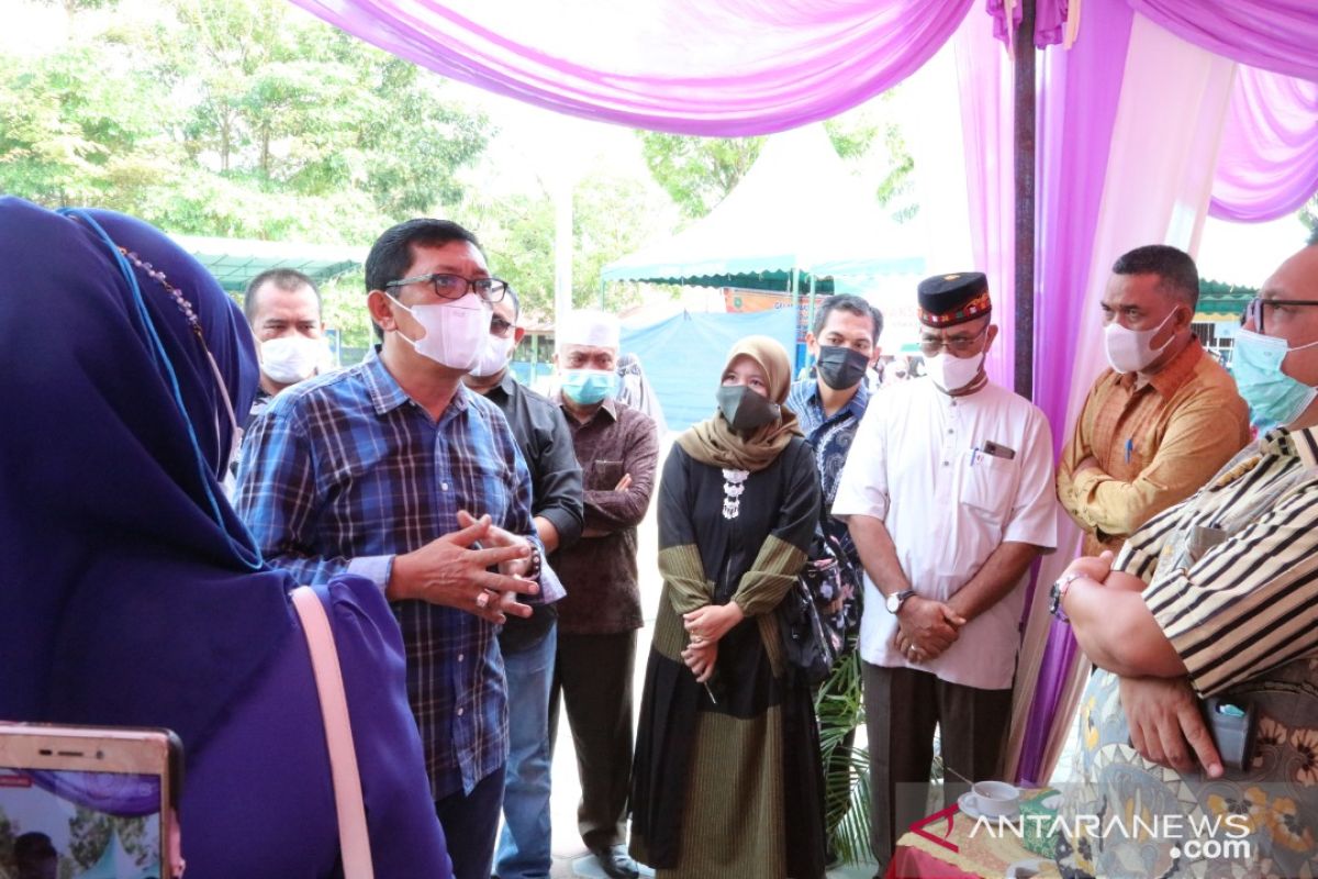 Dorong percepatan vaksinasi, Kadisdik Aceh: Bapak/ibu guru tulang dan kulit saya di daerah