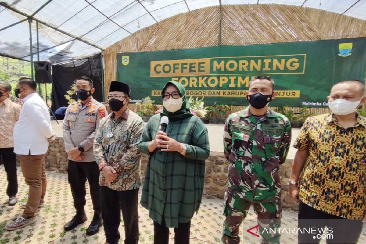 Bupati Bogor dan Cianjur desak Kementerian PUPR bangun Jalur Puncak II