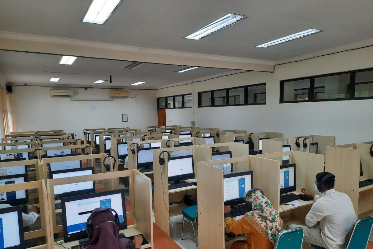 Pusat Bahasa Unand buat studi pelacakan jejak alumni di mancanegara