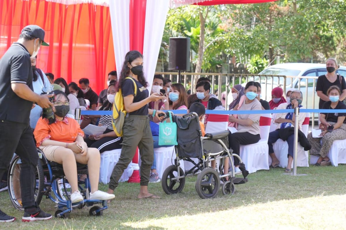Stafsus Presiden-Yayasan MKF adakan vaksinasi 2.000 penyandang disabilitas di Bali