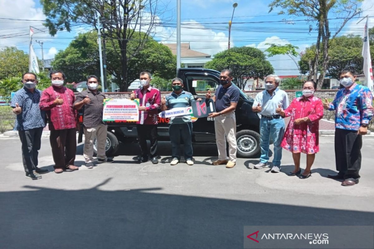 CSR Bank Kalteng bantu mobil untuk kelompok tani di Kapuas