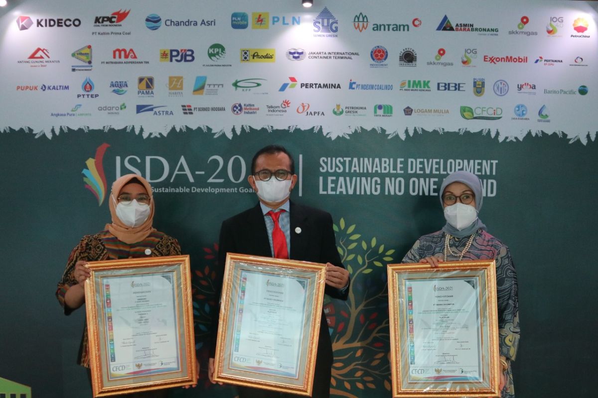 Adaro wins three platinum awards in ISDA 2021