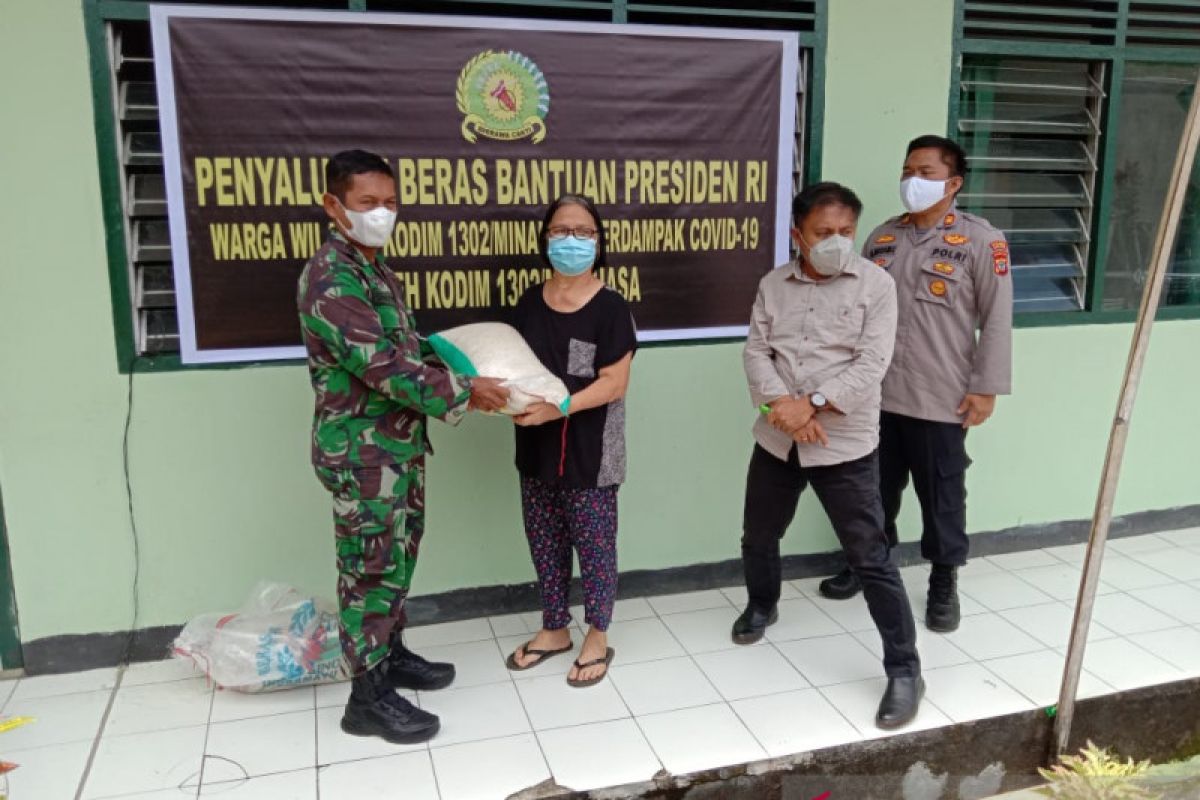 Kodim Minahasa bantu warga terdampak COVID-19 di Minahasa Tenggara