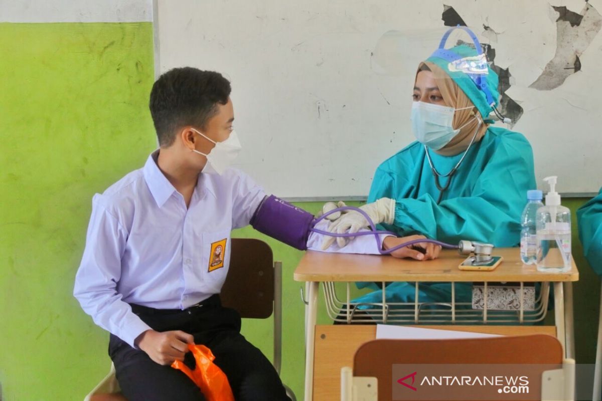 Kota Bandung berusaha mempercepat penuntasan vaksinasi remaja