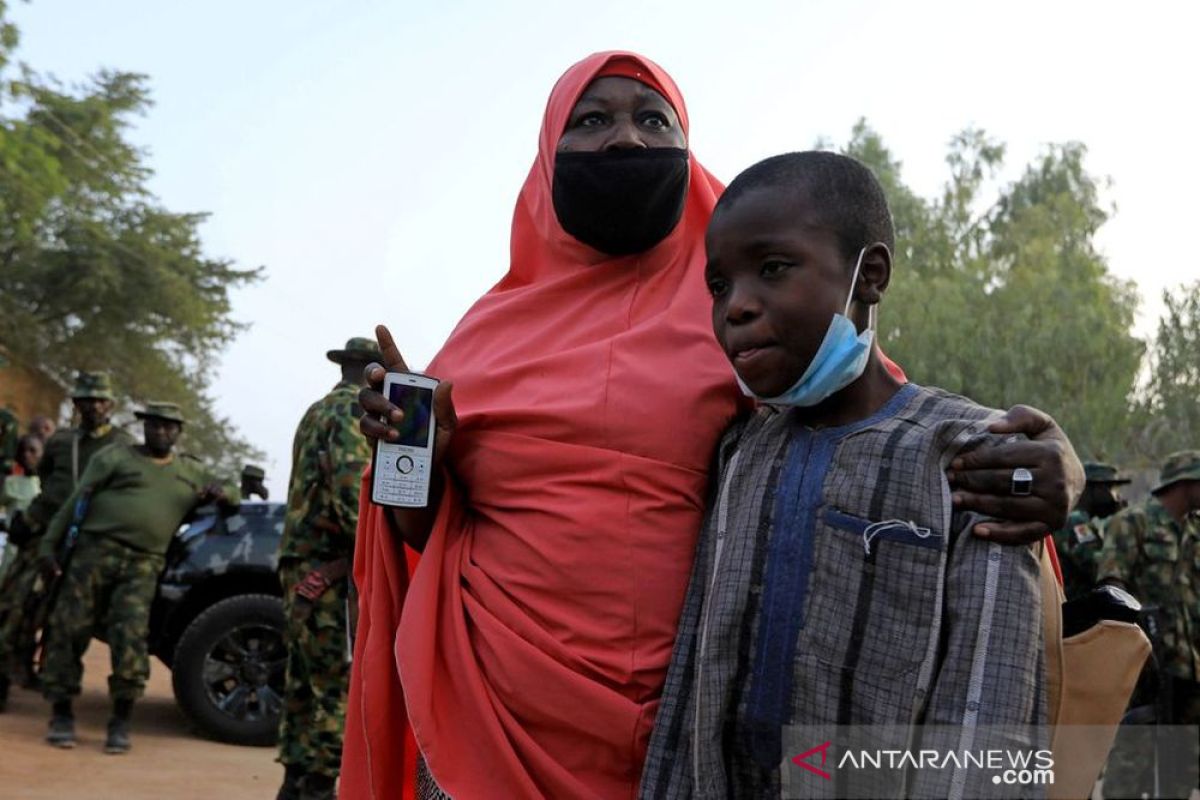 Usai disekap dua bulan, sebanyak 10 pelajar Nigeria dibebaskan