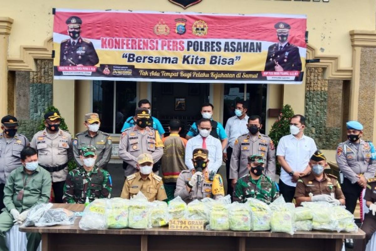 North Sumatra police in Asahan District seize 34.7-kg crystal meth