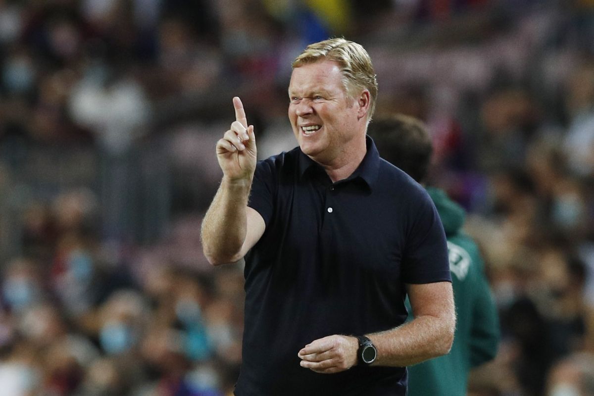 Jelang El Clasico, Ronald Koeman minta suporter Barca penuhi Camp Nou