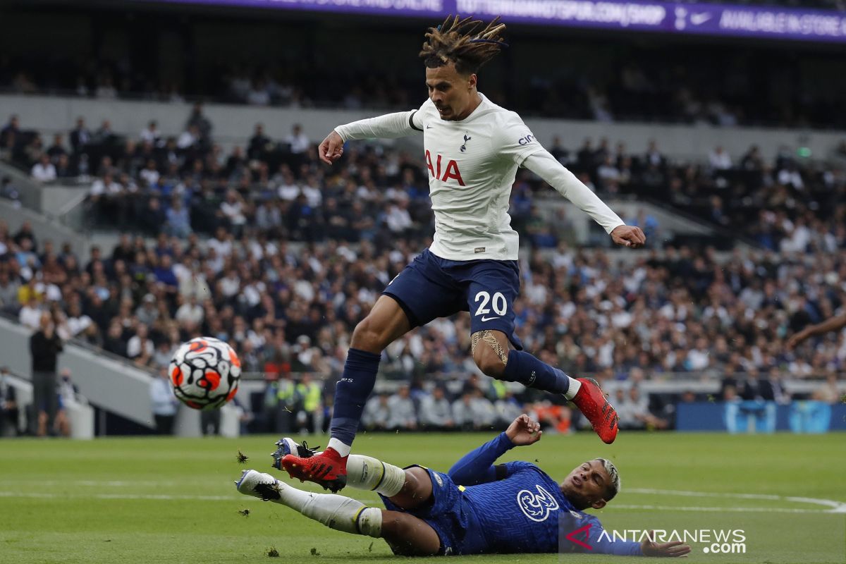 Chelsea melumat Tottenham Hotspur 3-0