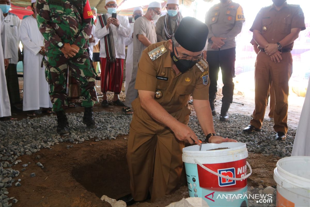 Pembangunan kubah makam Guru Kapuh bentuk perhatian dan rasa cinta