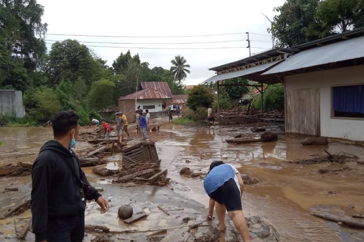 Banjir bandang landa Ratahan-Pangu, Mitra