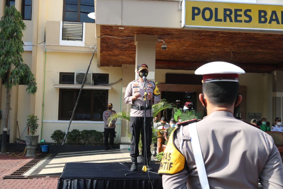 Lewat Operasi Patuh Candi, Polres Banjarnegara perkuat edukasi prokes