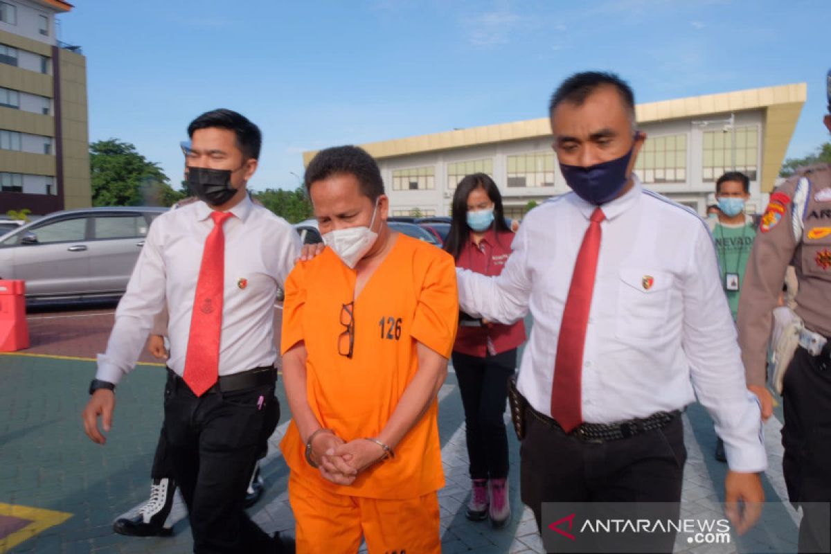 Diduga korupsi hibah rapid antigen, Polda Riau tahan Kadiskes Meranti
