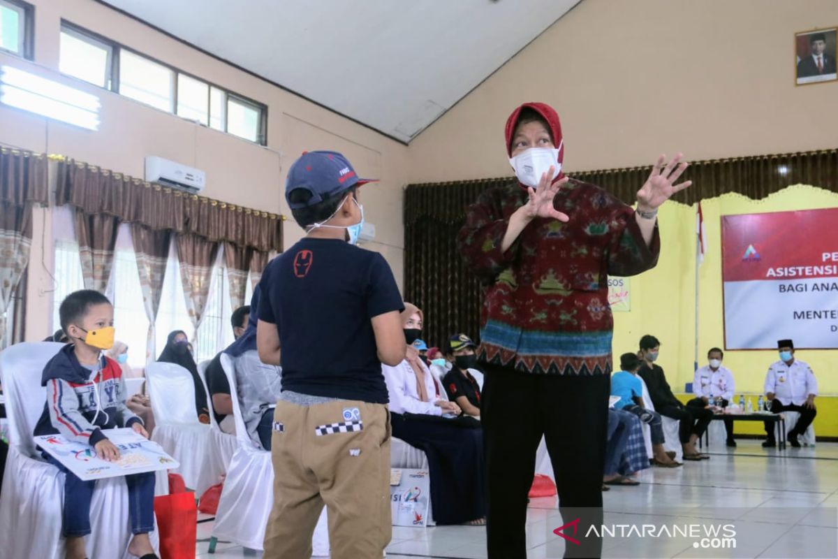 Mensos semangati anak yatim piatu di Banjarbaru