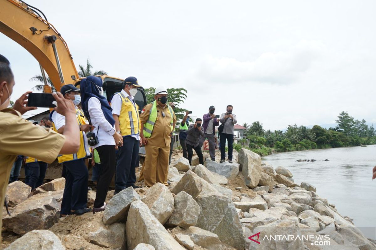 Gubernur : penanganan banjir di Kota Gorontalo masih ada kendala