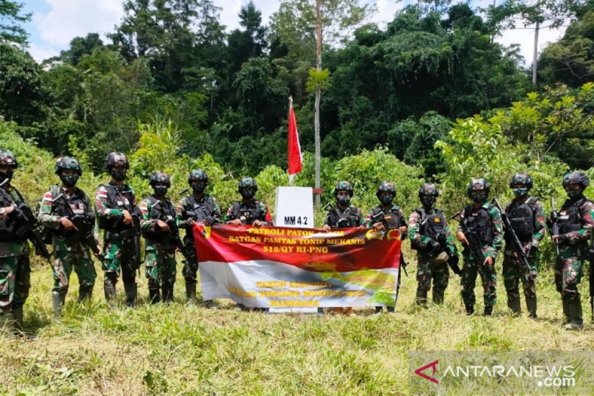 TNI patroli patok batas negara MM 4.2 di perbatasan RI-PNG