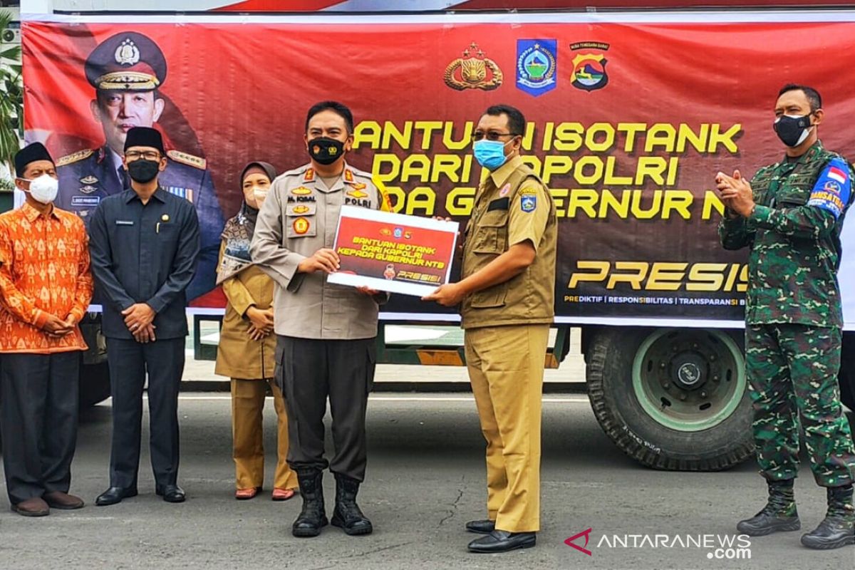 Kapolda NTB distribusikan 20 ton oksigen cair bantuan Kapolri