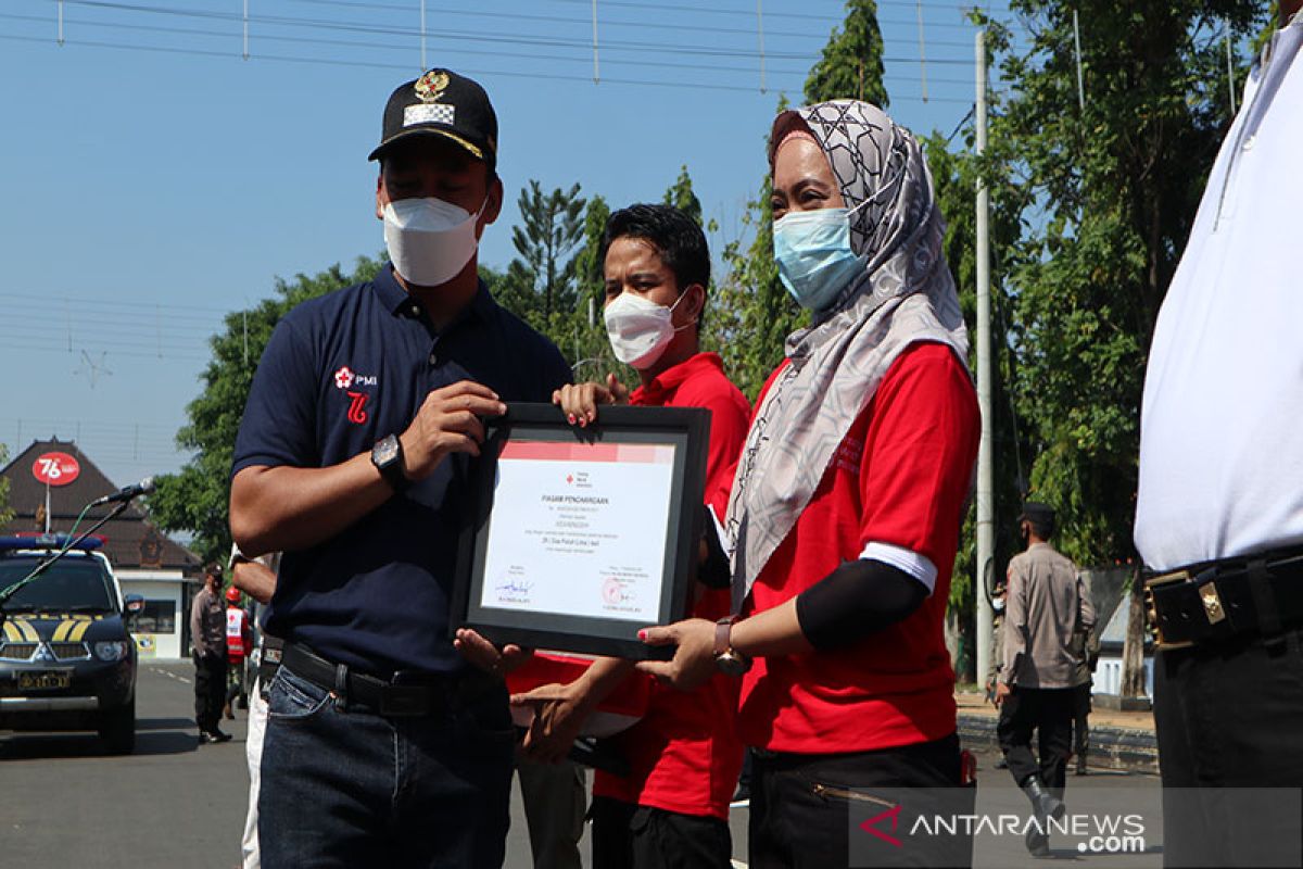 Bupati Batang apresiasi tugas kemanusiaan PMI yang tidak pernah berakhir