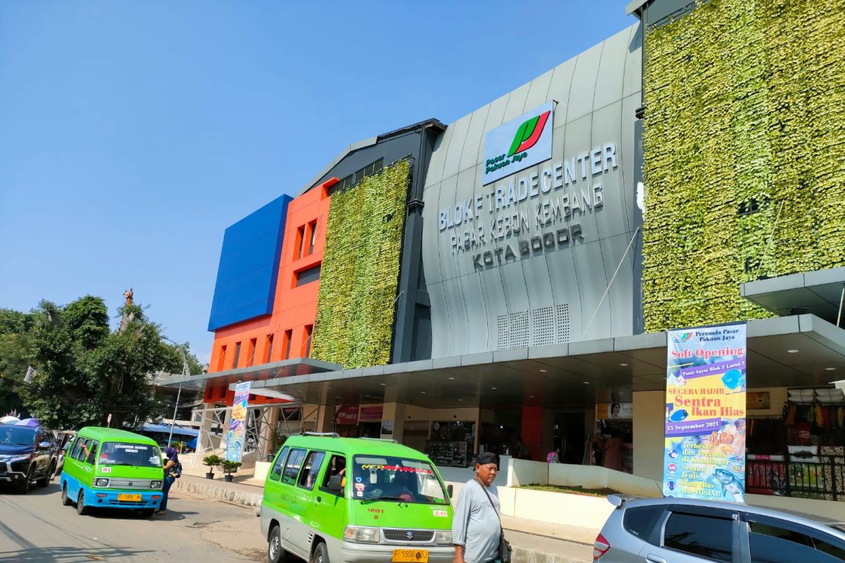 Pasar di Kota Bogor masih sepi