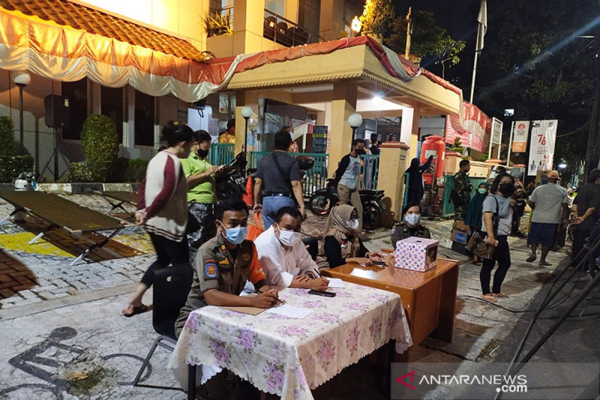 Jakarta Barat akan vaksin pekerja Taman Sari pada Sabtu malam