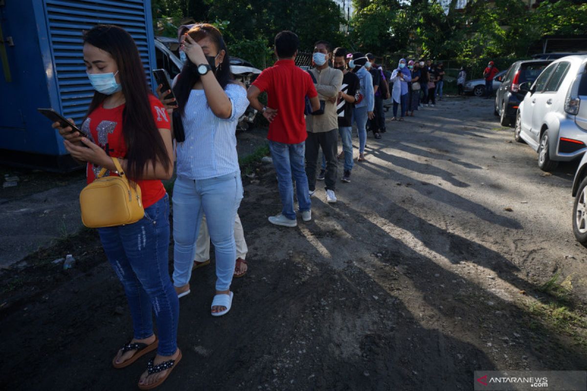 Pekerja migran Indonesia di Malaysia jalani vaksinasi COVID-19