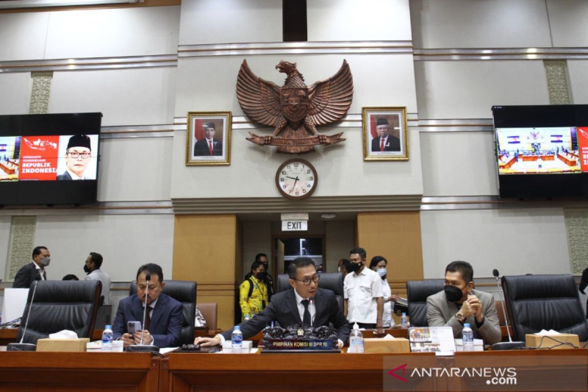Komisi III DPR RI pilih tujuh dari 11 calon hakim agung