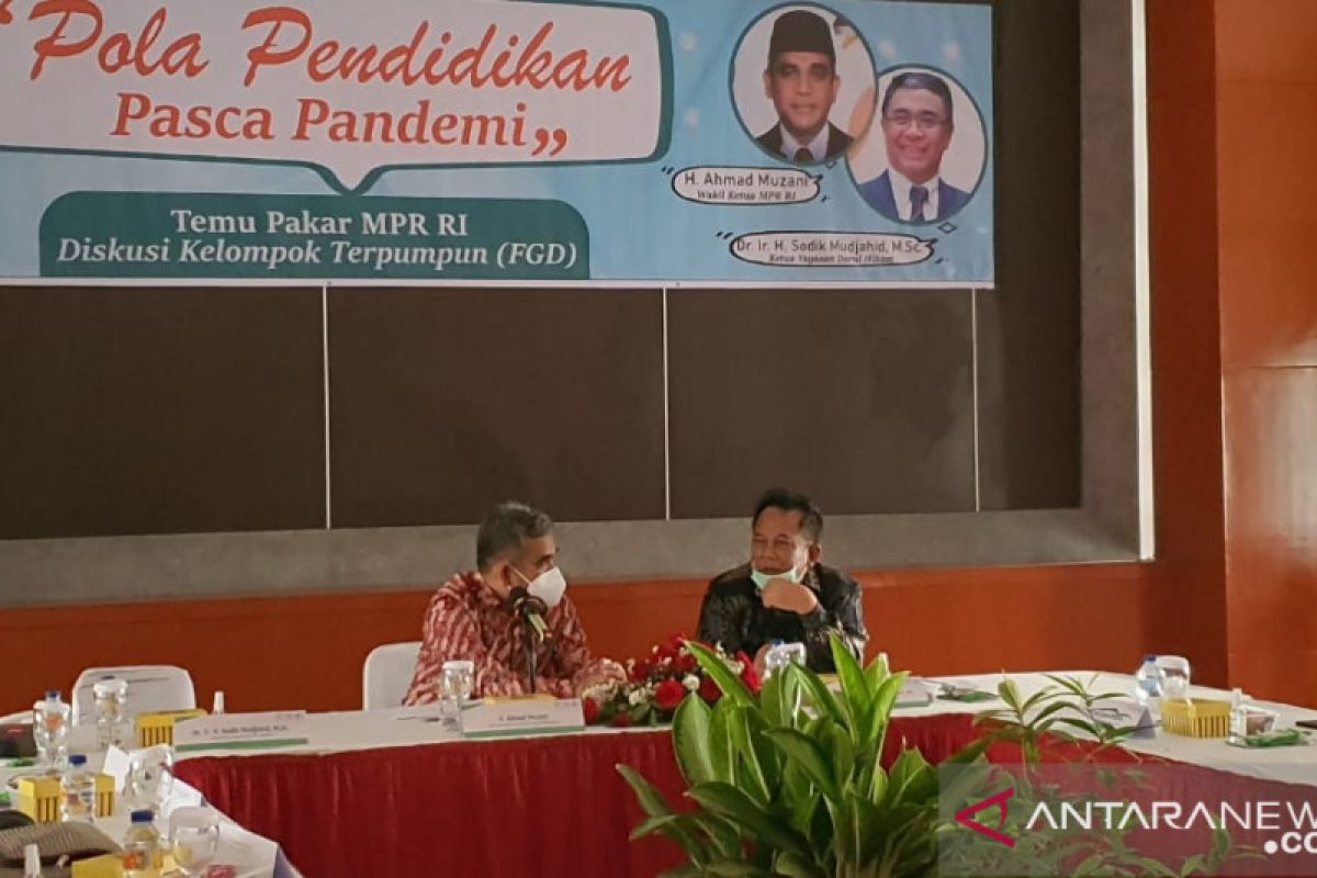 Gerindra usulkan pengangkatan 1 juta guru honorer jadi PPPK tanpa tes