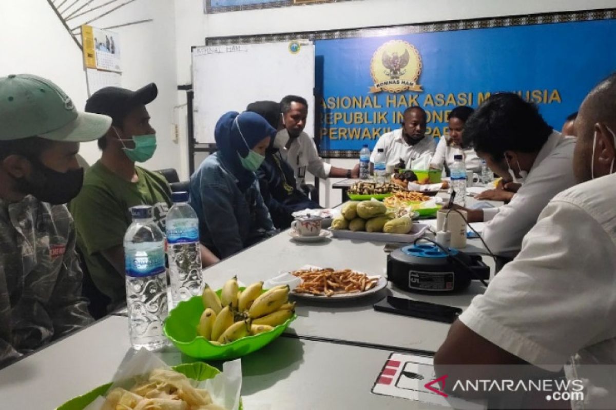 Nakes korban KKB Kiwirok mengadu ke Komnas HAM Papua, usut tuntas