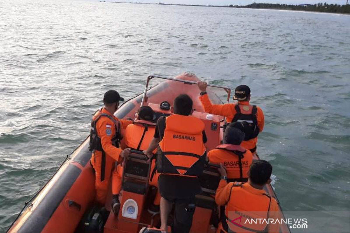 Basarnas cari satu korban tenggelam di pantai wisata Nagan Raya Aceh