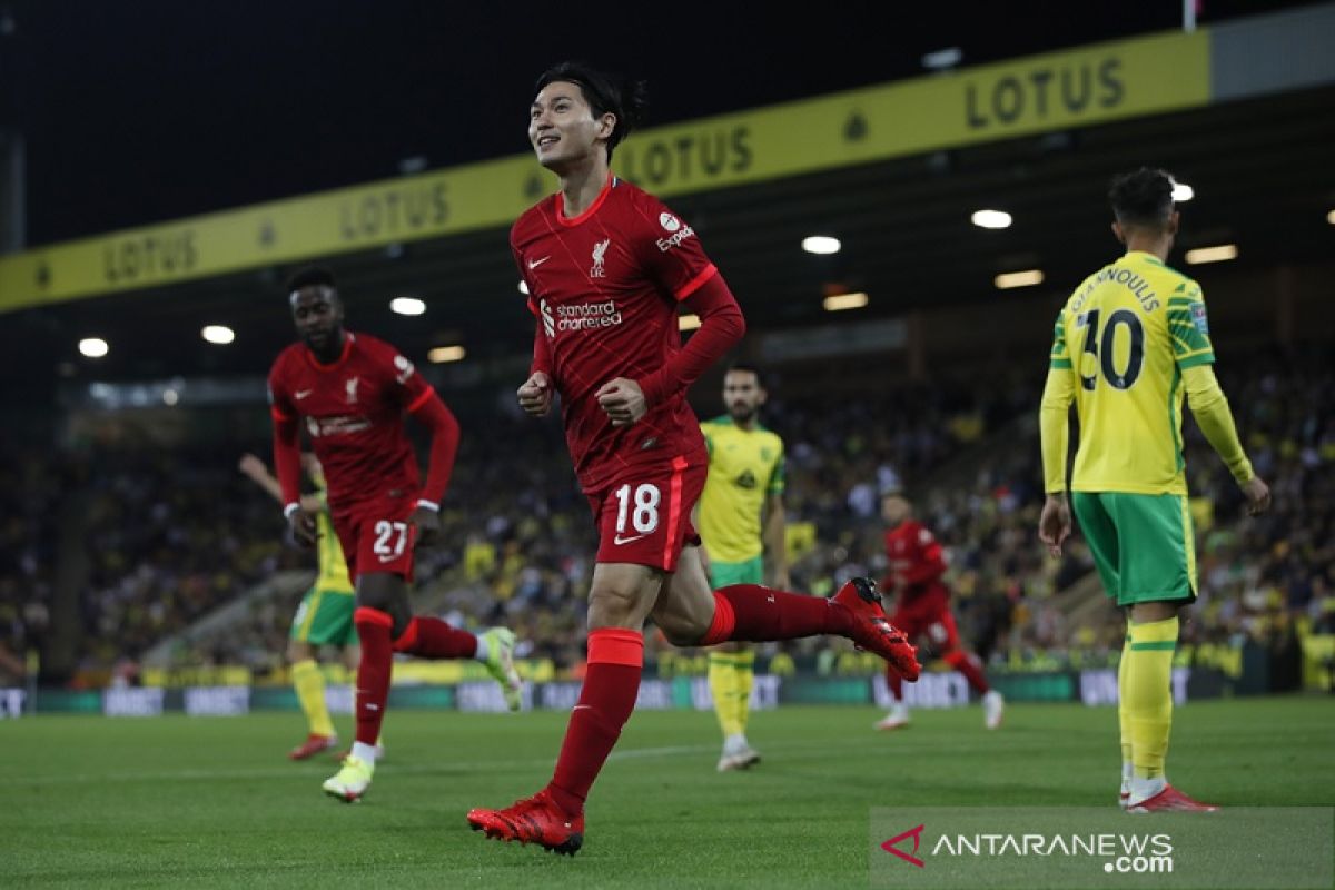 Piala Liga Inggris : Minamino dan Origi antar Liverpool lewati Norwich