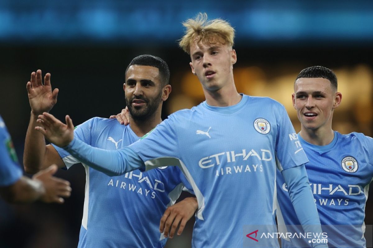 Lumat tim strata tiga dengan skor telak, Manchester City melenggang ke putaran ketiga Piala Liga