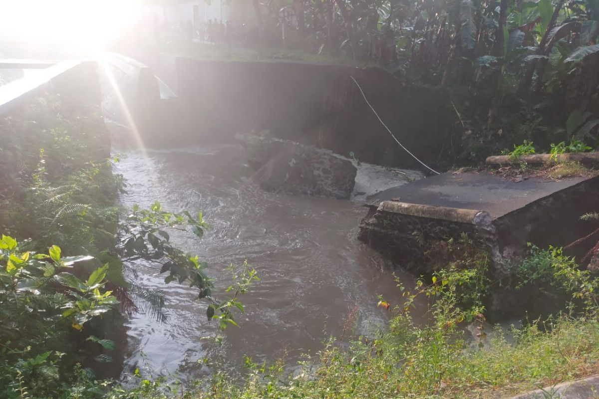 Pemkab Kulon Progo segera perbaiki irigasi Kalibawang yang ambles
