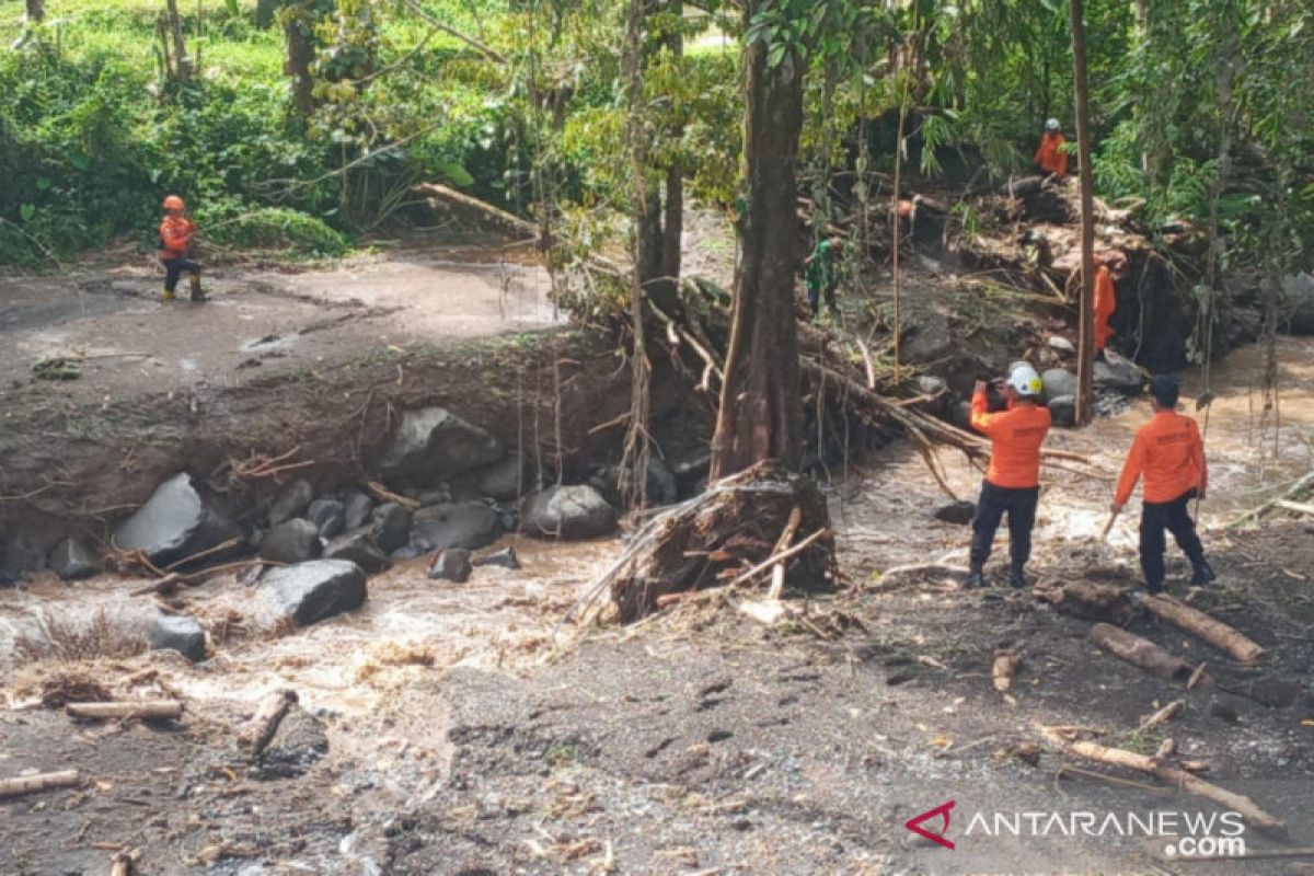 Korban banjir bandang di Minahasa Tenggara belum ditemukan