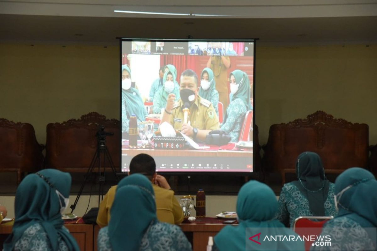 Bupati Tapsel sebut peran posyandu penting menunjang kualitas kesehatan