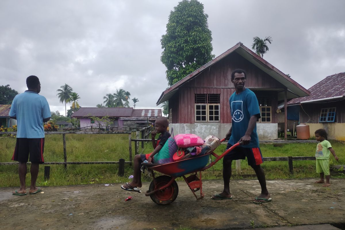 Adat Suku Moi di kampung Segun-Sorong Menolak Investor Sawit