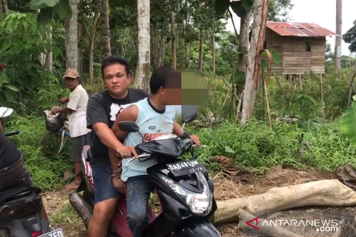 Jhon Lee Cs kejar-kejaran di areal perkebunan saat tangkap TSK narkoba di Mahang Putat