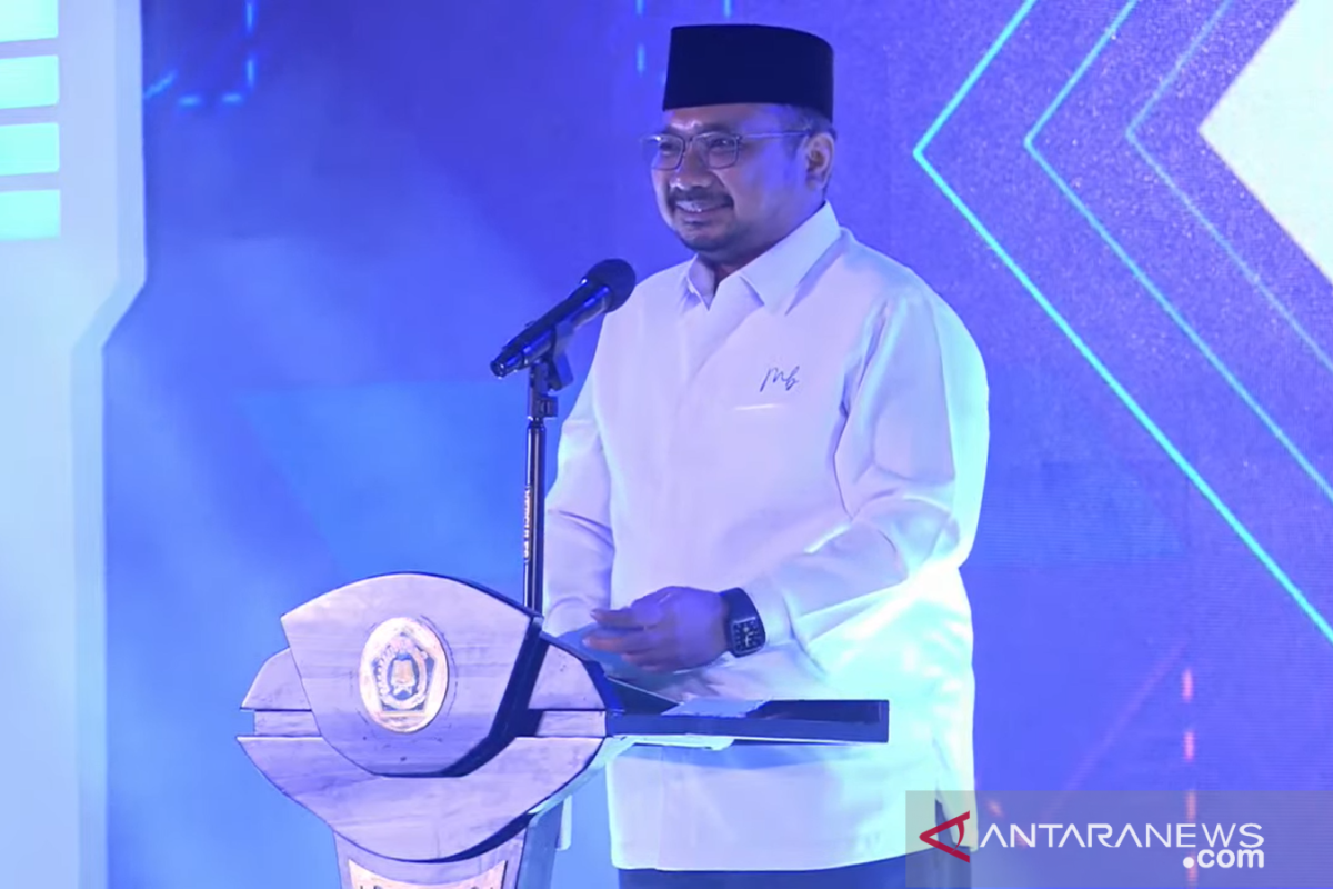 Menag Yaqut minta santri jangan terjebak pada identitas 