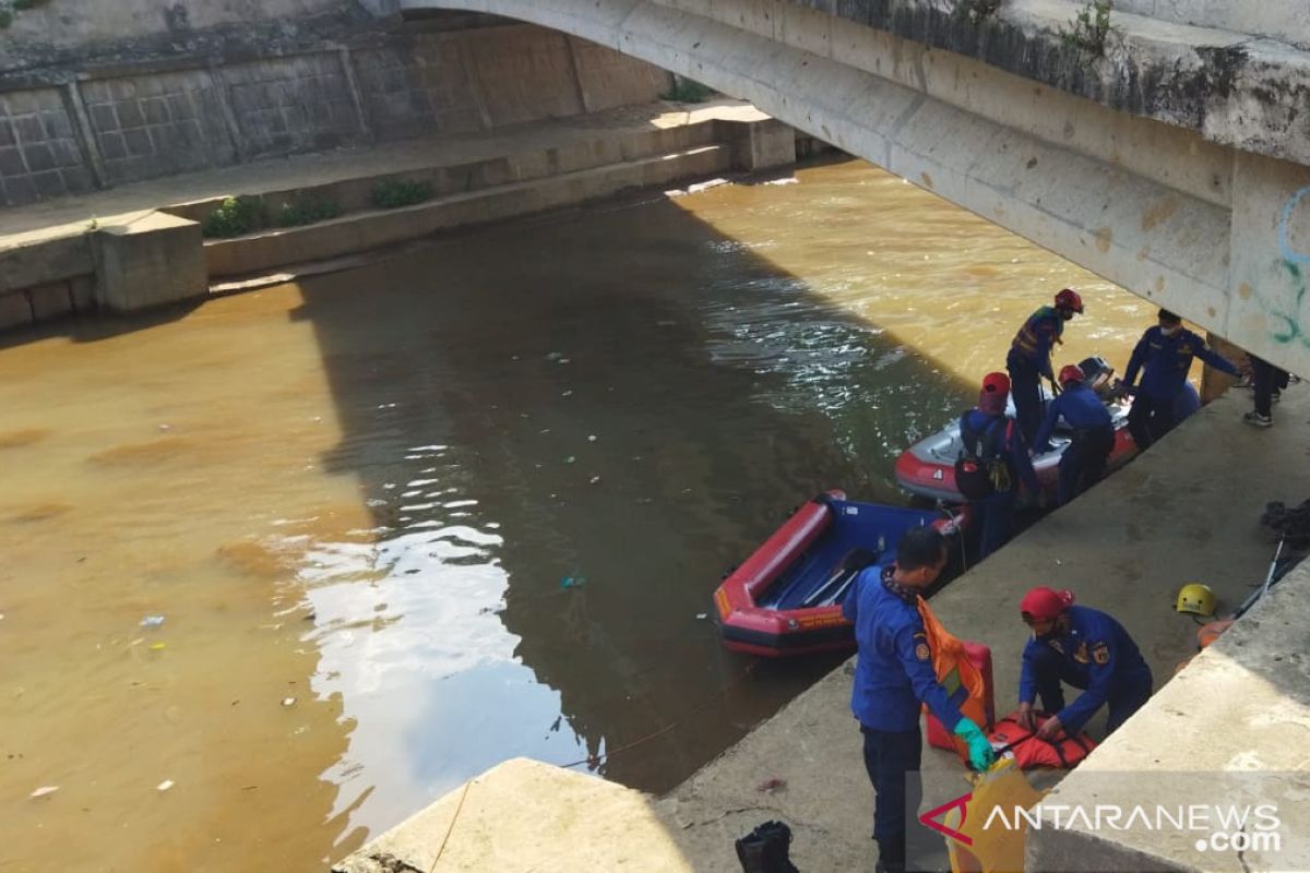 Jenazah bocah 13 tahun ditemukan warga di Kali Ciliwung