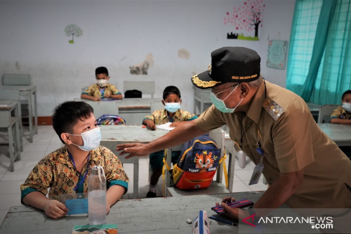 Wakil Wali Kota Kupang (NTT) minta guru perketat prokes di sekolah