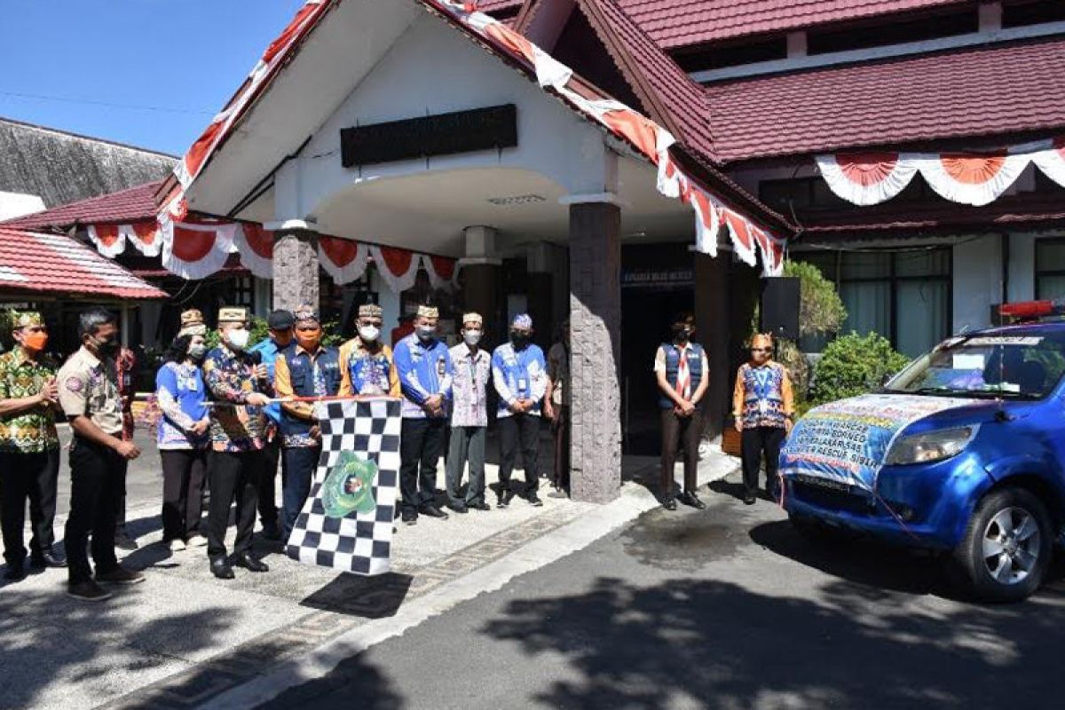 Bupati Kapuas kembali melepas penyaluran bantuan banjir di Kalteng