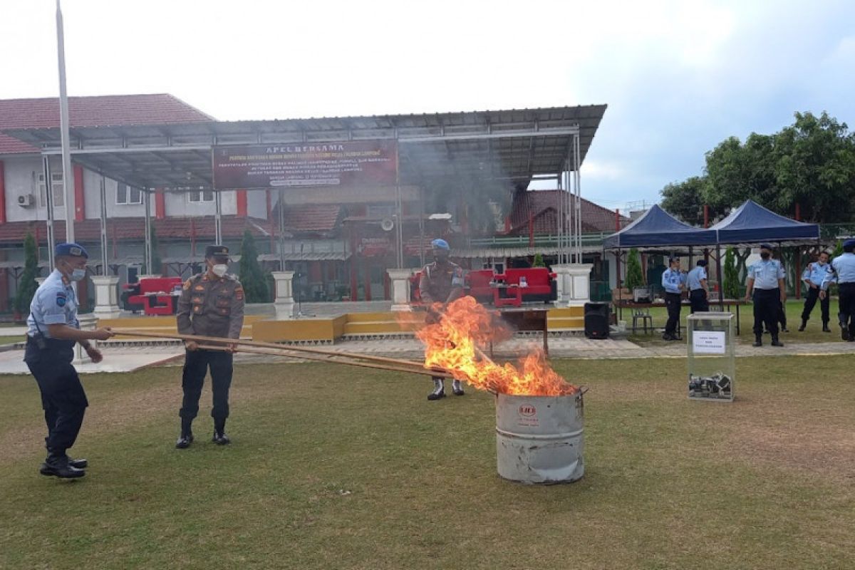 Napi Rutan Bandarlampung deklarasi dukung "zero halinar"